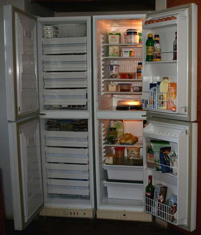 Indesit series 2000 double fridge & freezer, 2 matching units, 560 litres, perfect working condition