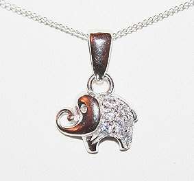 9k / 9ct white gold Pendant: Elephant & simulated diamonds. Ready for you. Last one!