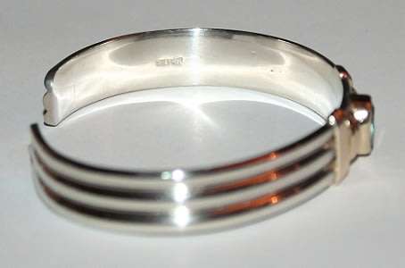 Sterling silver, 9k / 9ct yellow gold & blue topaz designer ridged BANGLE. Ready for you. Last one!