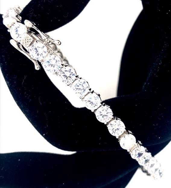 Tennis BRACELET: CZ  simulated diamonds, sterling silver, 5.2mm wide, 22cm
