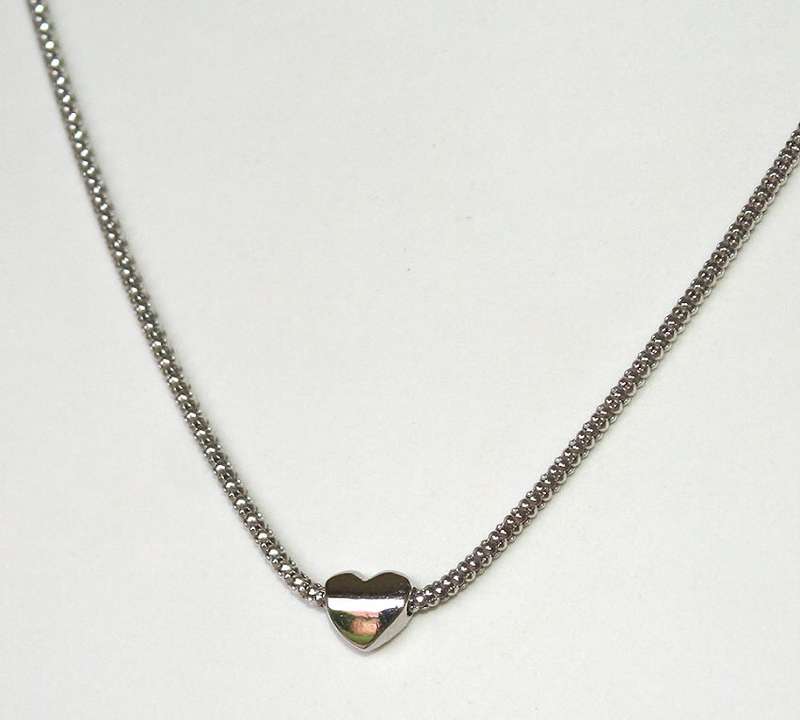 9k / 9ct white gold Fope or Popcorn CHAIN, heart slider pendant. Ready for you. Last one!