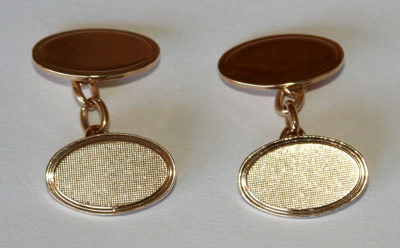 9k / 9ct gold vintage CUFFLINKS. Ready for you. Last pair!