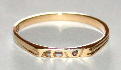 9k / 9ct gold LOVE ring. Ready for you. Last one!