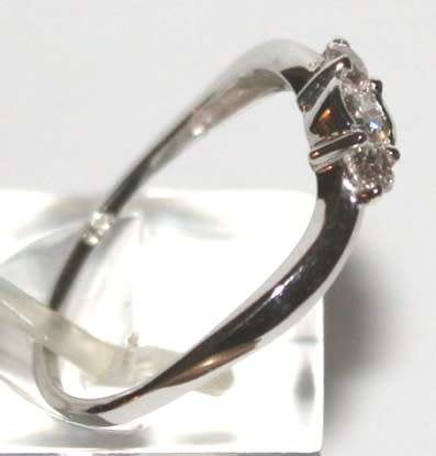 18k / 18ct white gold Trilogy CZ wave RING. Ready for you. Last one!