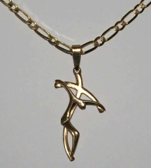 9k / 9ct gold drooping modern CRUCIFIX. Ready for you. Last one!