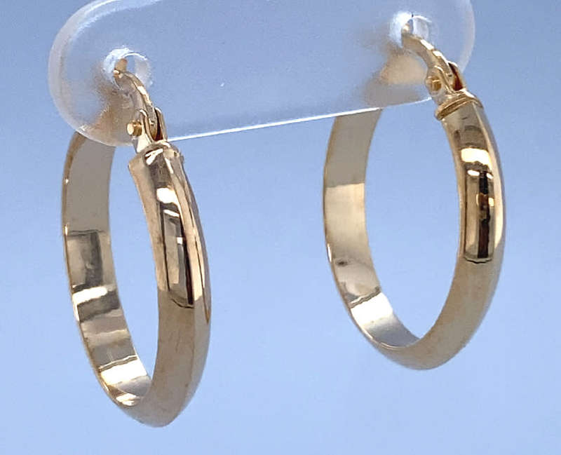 9k / 9ct gold hoop EARRINGS: 19x3mm