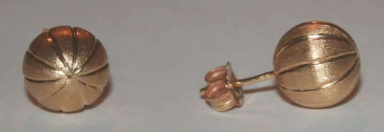 19.2k / 19.2ct Portuguese rose gold 11.3mm ball stud EARRINGS. Ready for you. Last pair!