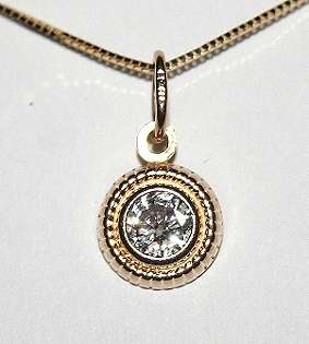 9ct gold Solitaire Pendant, simulated diamond