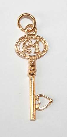 21st key Pendant / Charm, 19.2k / 19.2ct Portuguese rose gold. Ready for you. Last one!
