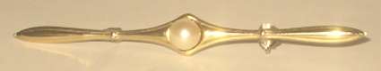 9k / 9ct gold & Pearl Brooch. Ready for you. Last one!