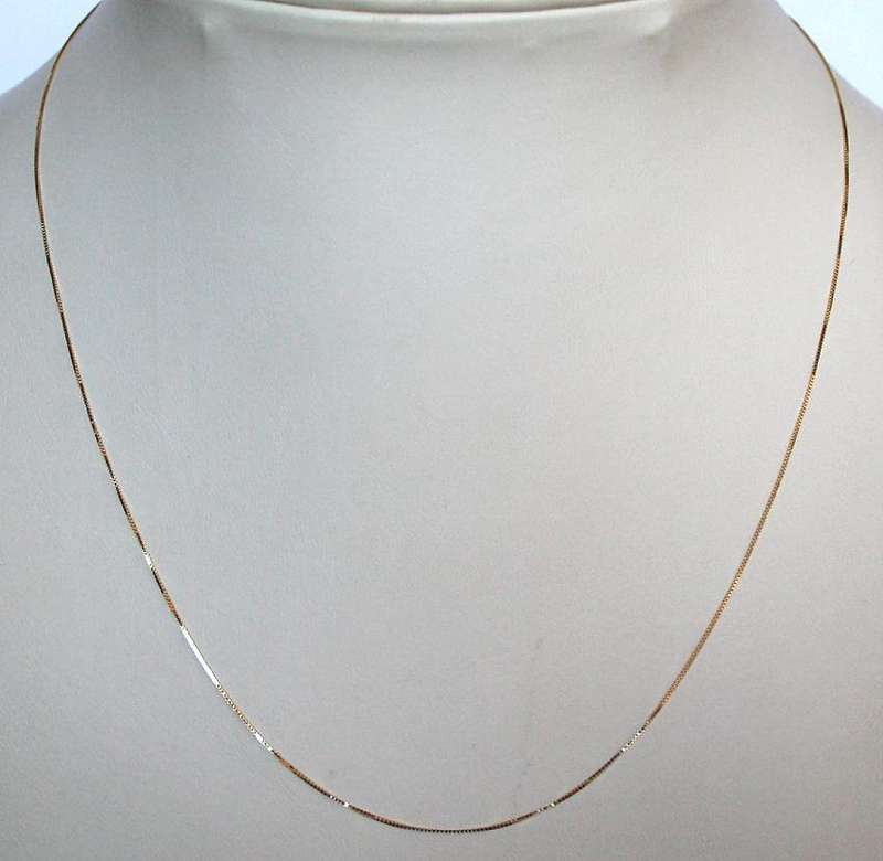 9k / 9ct gold Box link CHAIN, 0.7mm wide, 50cm. Ready for you. DISCONTINUED. Get it while you can!