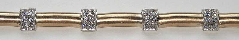 GLAMOROUS 9k / 9ct gold Tennis Bracelet, simulated diamonds. Ready for you. Last one!