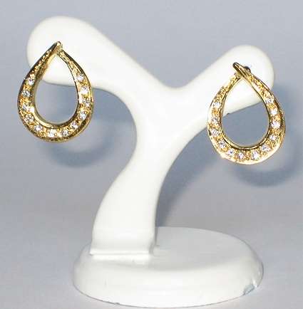 REDUCED MADLY - Diamond & 18ct gold Earrings +Val
