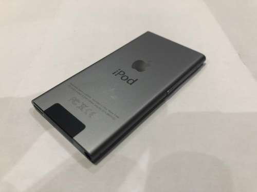 iPod nano 7th Generation **BOXED**