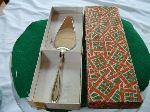 Small EPNS cake server in orginal box