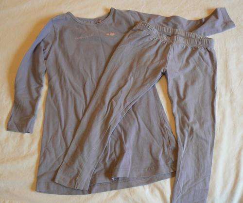 Earthchild light purple longsleeve top and leggings, size 5-6 years