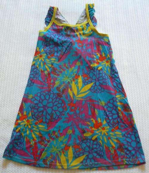 Lovely bright 100% cotton Woolworths summer dress with interesting back detail, size 7-8 years