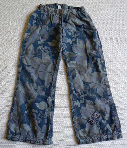 Naartjie blue floral corduroy pants, size 6 years