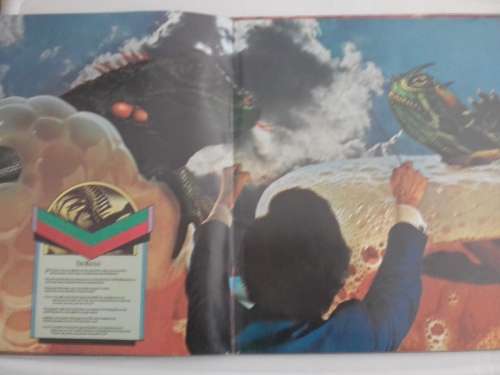 Rick Wakeman - Journey to the Center of the Earth  ( scares 1974 SA released LP EX )