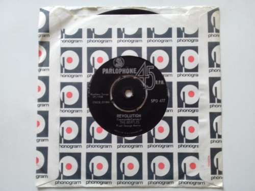 The Beatles - Revolution / Hey Jude  ( 1968 SA released 7` single VG+ / VG+ )