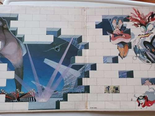 Pink Floyd - The Wall  ( 1979 SA released LP )