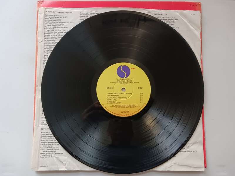 Talking Heads - Talking Heads: 77  ( 1977 US released LP )