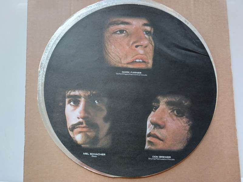 Grand Funk Railroad - E Pluribus Funk ( scarce 1971 UK released LP,round sleeve. )