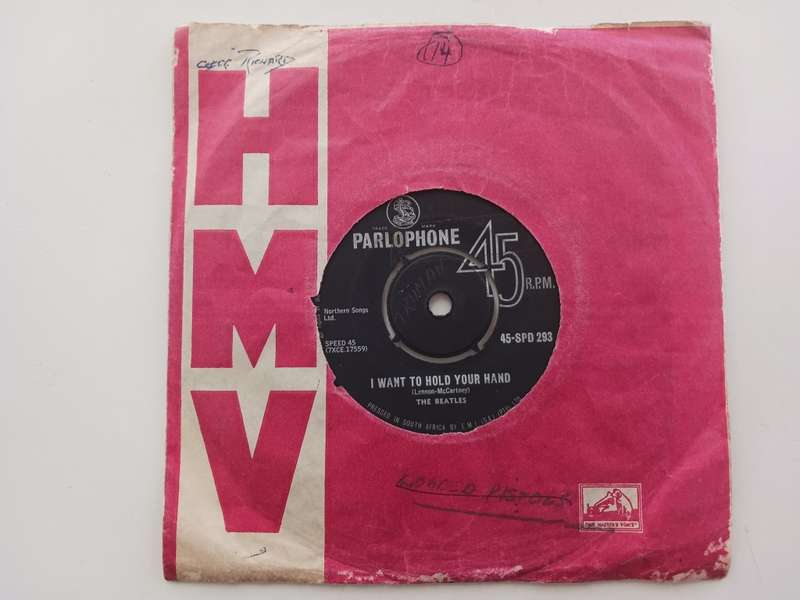 The Beatles - I want to hold your hand  ( scarce 1963 SA released 7` single )