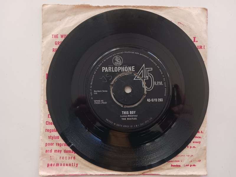 The Beatles - I want to hold your hand  ( scarce 1963 SA released 7` single )