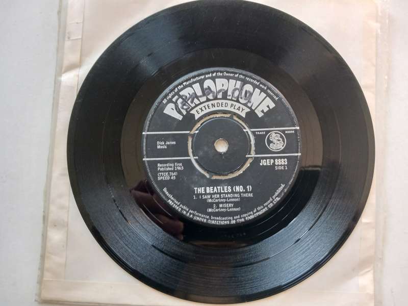 The Beatles - The Beatles No 1  ( rare 1963 SA released,7`,EP Mono,Black and Silver labels )