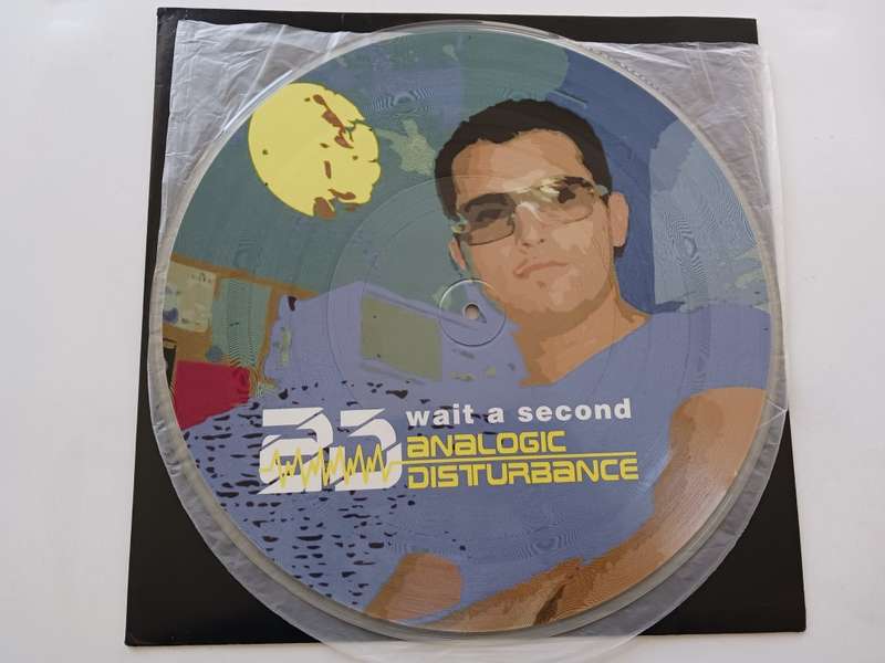 Analogic Disturbance - Wait A Second  ( 2003 Italian release 12" 45 RPM, vinyl, Picture Disc )