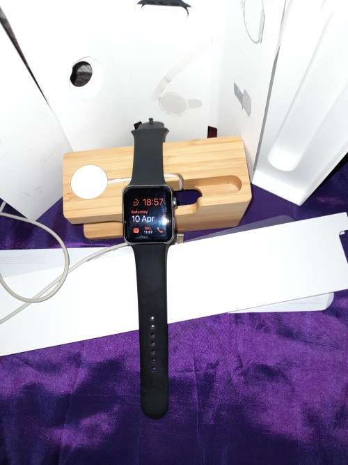 Apple Watch Series 3 | Like New |  Boxed | with Dock/Stand for Apple Watch and iPhone