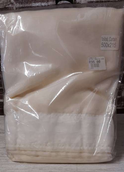 Cream Lace Voile Curtain 5m x 215cm - Old stock sealed
