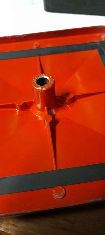 Vintage Table Claw Machine - See Discription Selling as Display Item. 74cm High