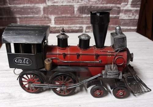 Vintage - Tin / Metal Locomotive 36cm x18cm