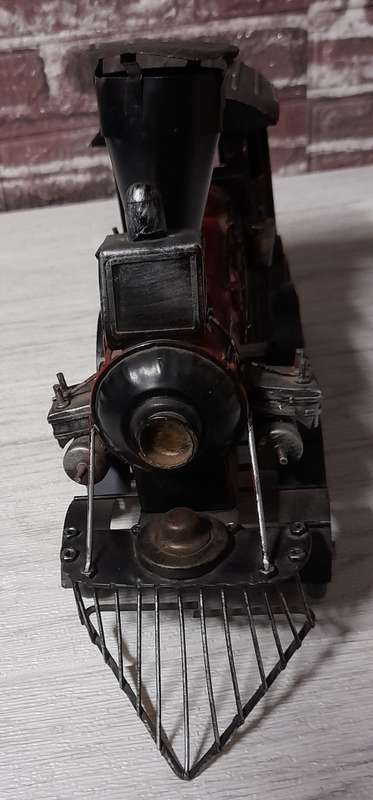 Vintage - Tin / Metal Locomotive 36cm x18cm