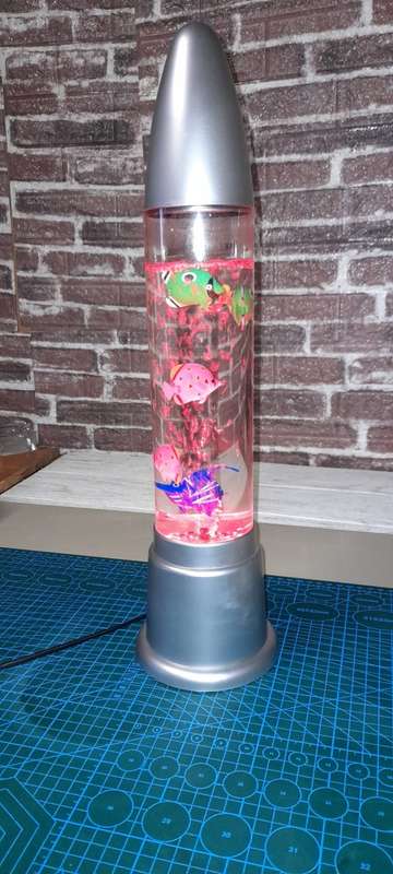 Bubbling Swimming Fish Lamp - Working Condition