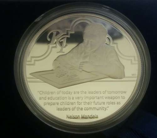 2014 NELSON MANDELA LIFE OF A LEGEND SILVER R1