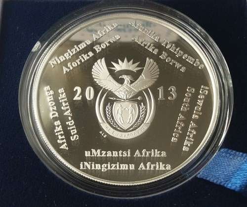 2013 THE UNION BUILDINGS R2 CROWN  (MINTAGE1000)