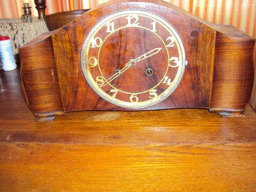 MANTLE CLOCK