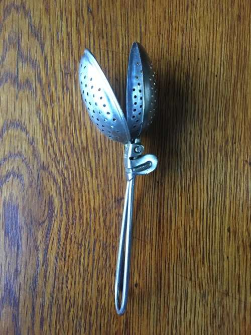 Vintage spoon-shaped tea infuser