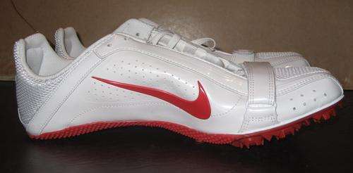 WHITE NIKE TRACK AND FIELD RUNNING SHOES WITH SPIKES