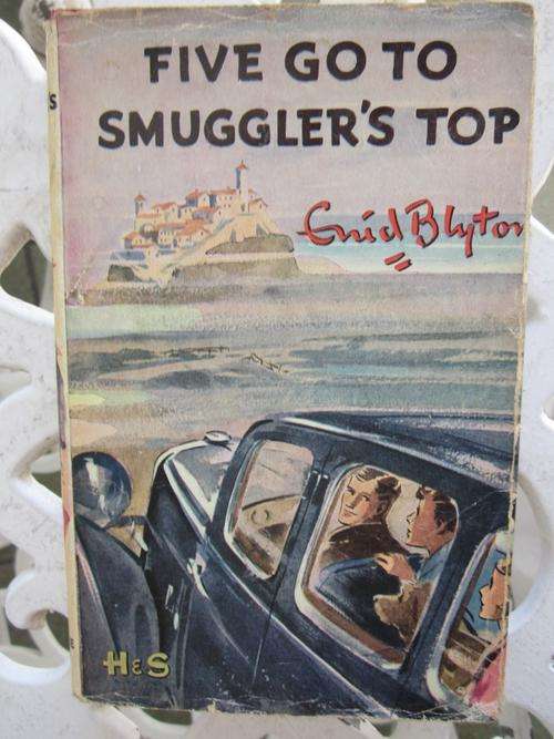 Five Go To Smuggler's Top -Enid Blyton
