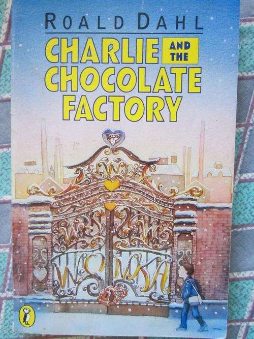 Charlie and the Chocolate Factory -Roald Dahl - paperback illustrated by Michael Foreman