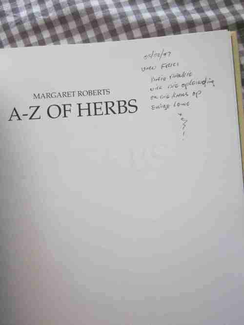 A-Z of Herbs- Margaret Roberts