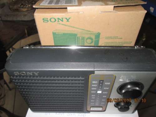 RARE FIND...VINTAGE SONY ICF-F10 RADIO ..AS NEW WITH ORIGINAL PACKAGING FM/AM