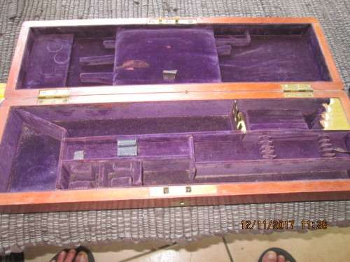 STUNNING OLD INSTUMENT CASE..BRASS FITTINGS/INLAY..VELVET LINED..PSE SEE PICS