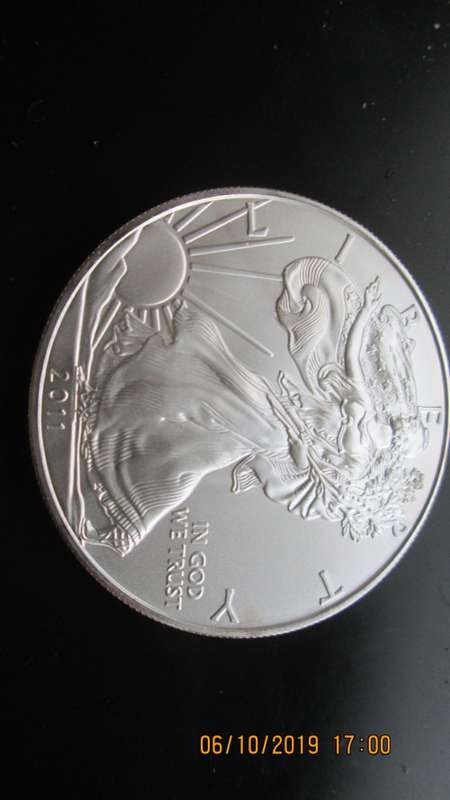 HIGHLY COLLECTIBLE 2011 SILVER EAGLE UNC 1 OF 2