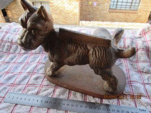 VINTAGE CAST IRON `SCOTTY` DOORSTOP. (reserved)
