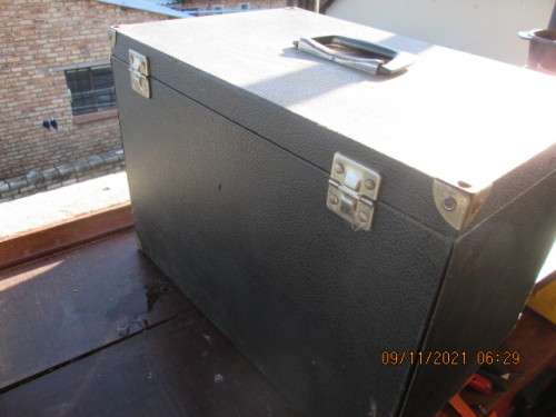 AMAZING..FIELD SAMPLE COLLECTORS CASE...PLEASE SEE PICS